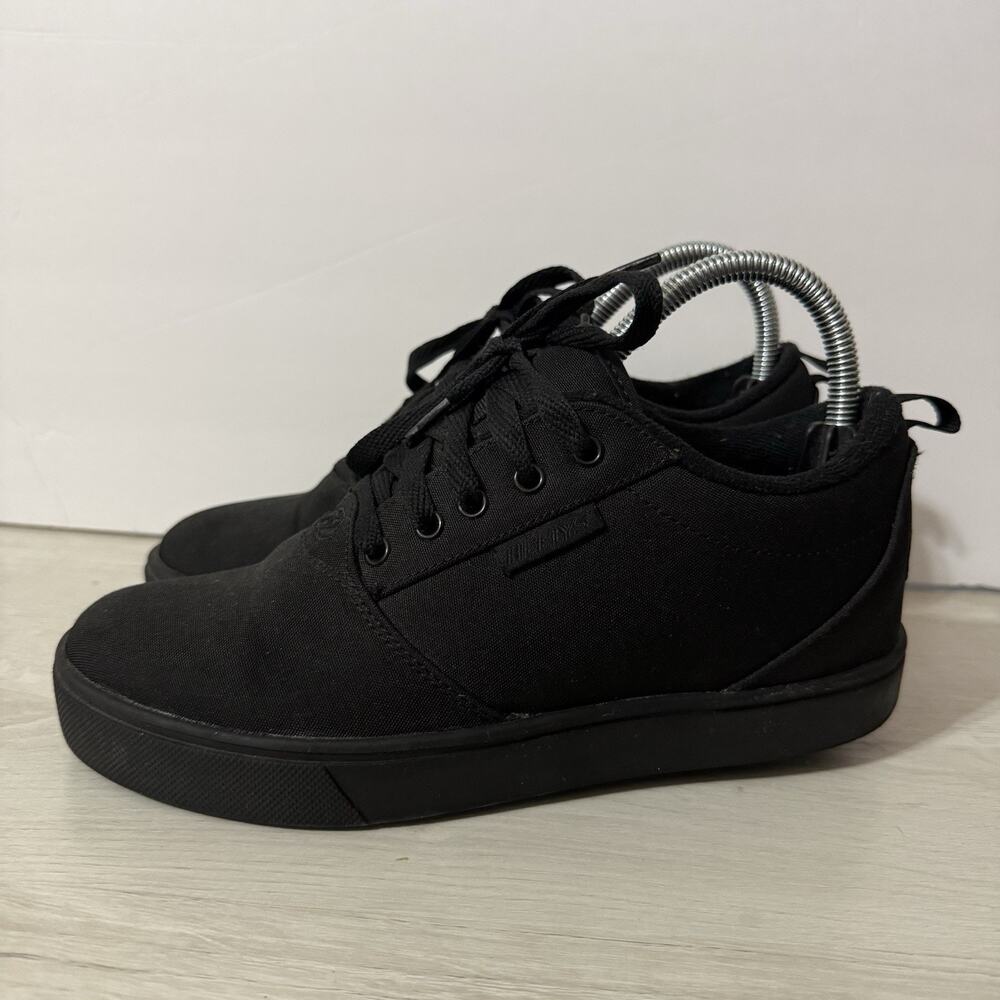 Heelys Pro 20 Skate Shoes Boy's Wheeled Triple Black HES10430 Size 6 youth